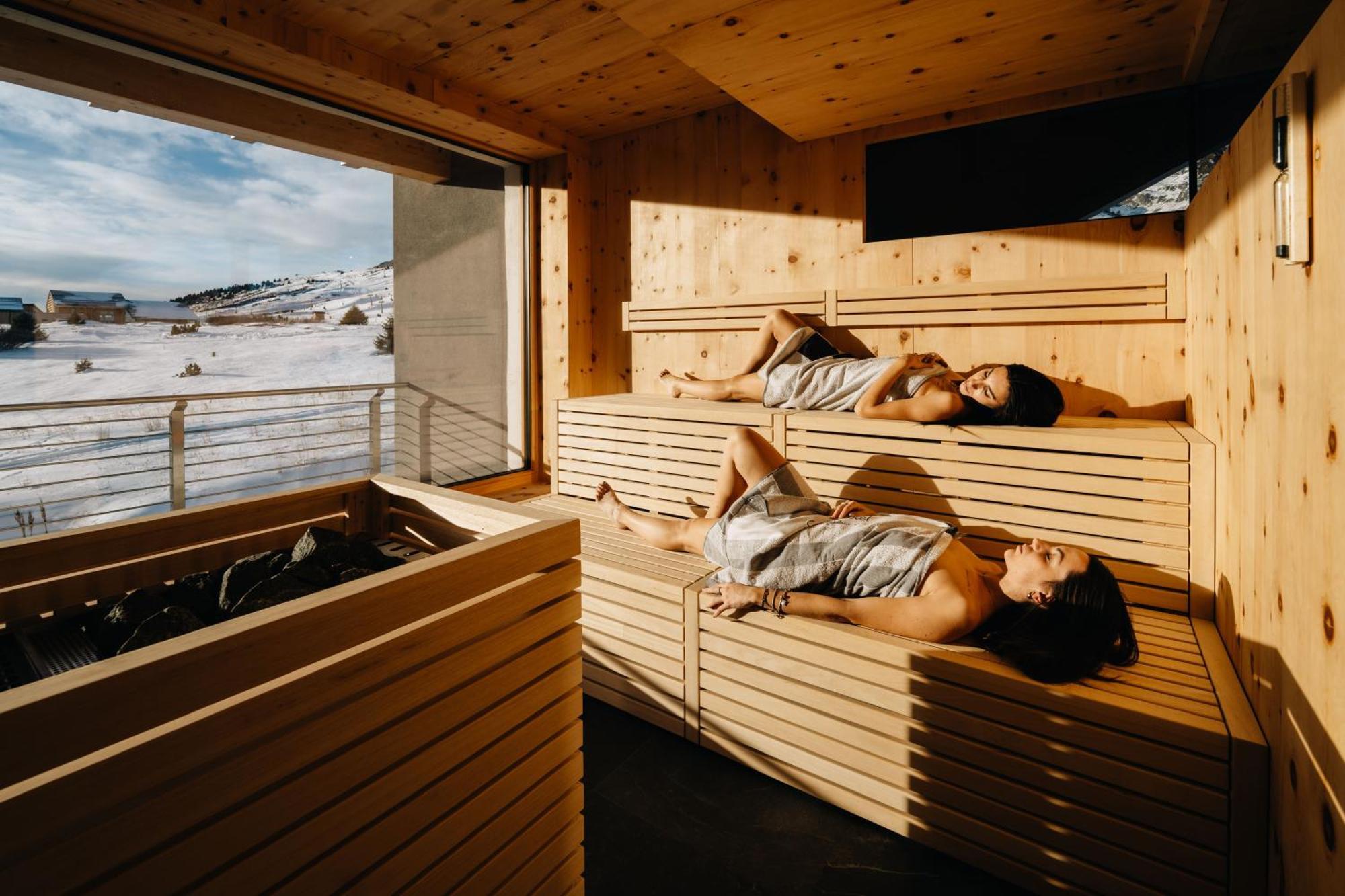 Sporting Hotel Passo del Tonale Exterior photo