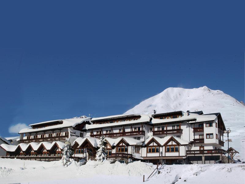 Sporting Hotel Passo del Tonale Exterior photo